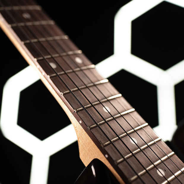 DR-Strings-Black-Beauties-Electric-Strings-Gal-2