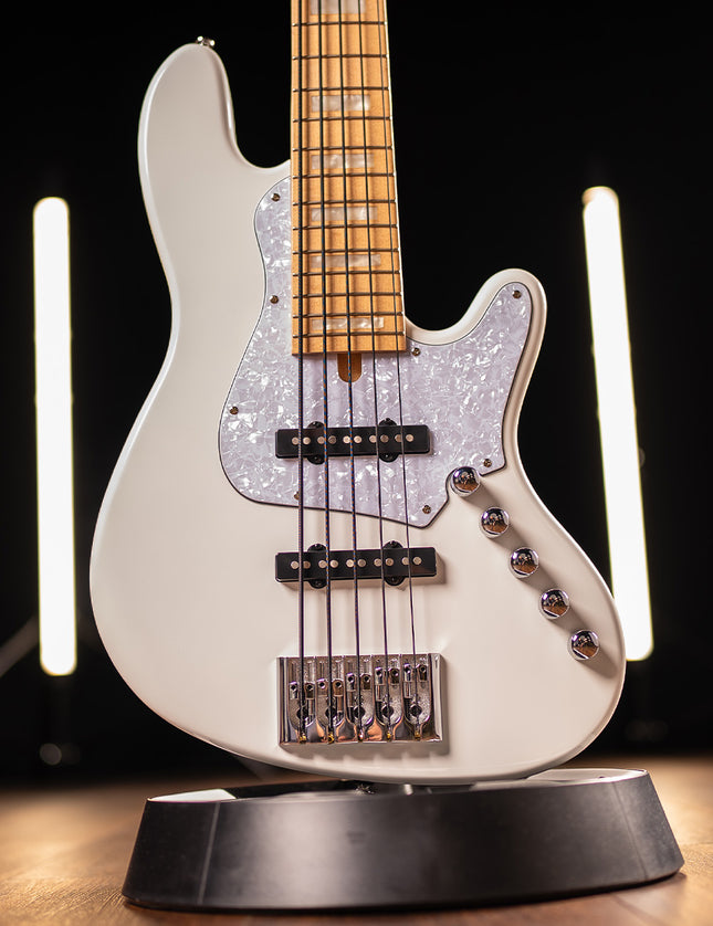 Black Beauties™ 5-String Bass Set